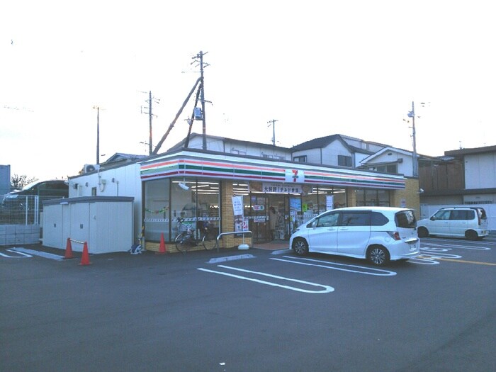 セブンイレブン枚方船橋本町(コンビニ)まで516m MAYUMIハイツ枚方12番館上島東町