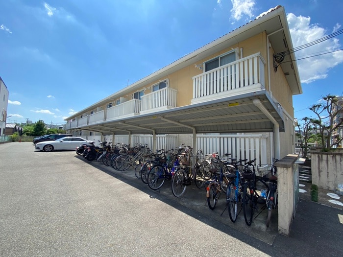 エントランス部分 アウドムラ