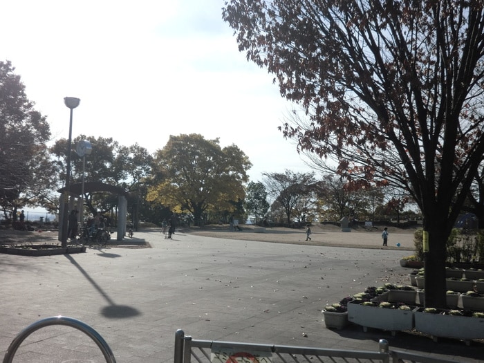 東石切公園(公園)まで1400m コスモレジデンス石切