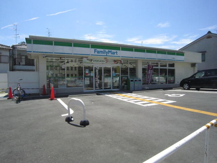 ファミリーマート大山崎町店(コンビニ)まで350m ソレイユ大山崎