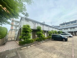 カネマスロイヤルコートＣ棟