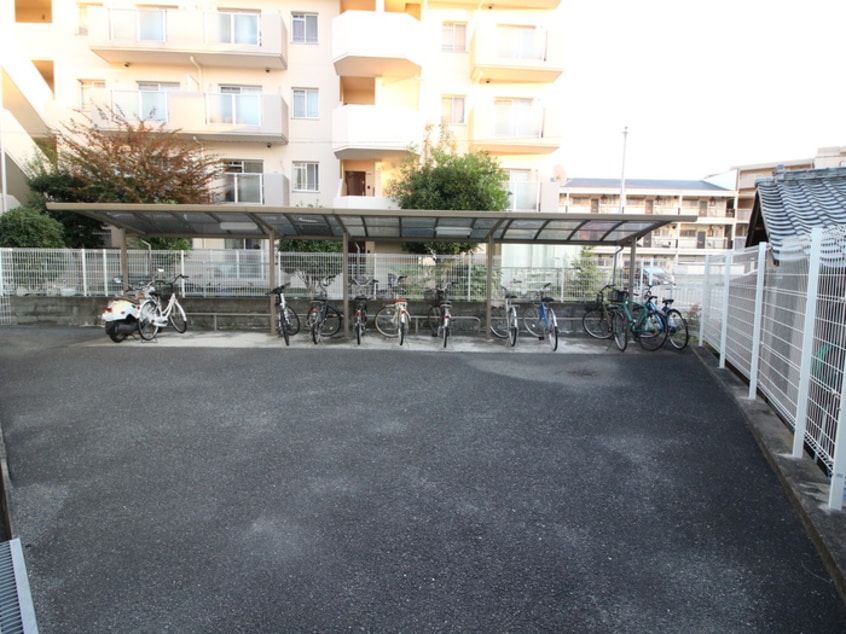 駐輪場 カピラ