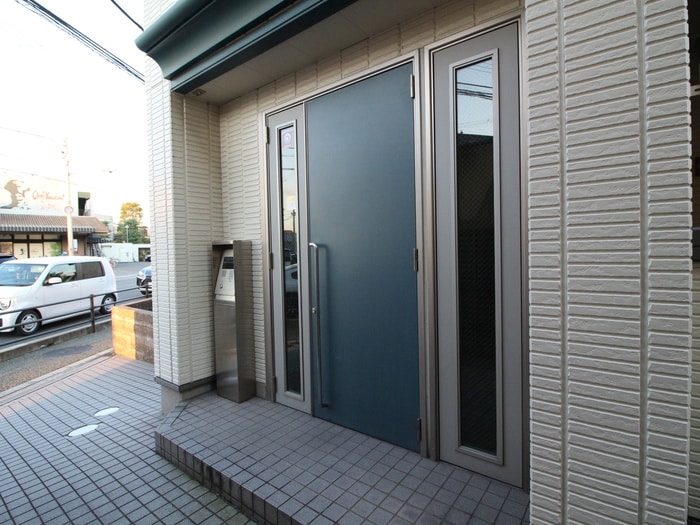 エントランス部分 カピラ