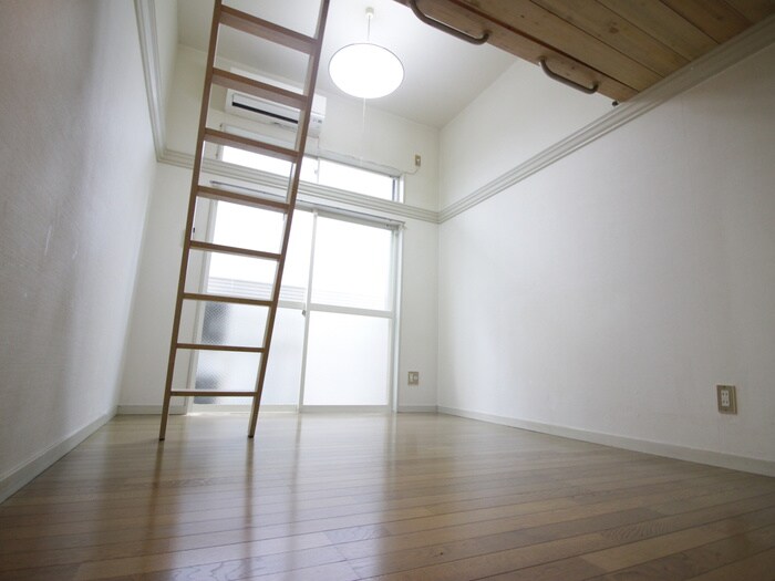 居室 ドム－ル桂