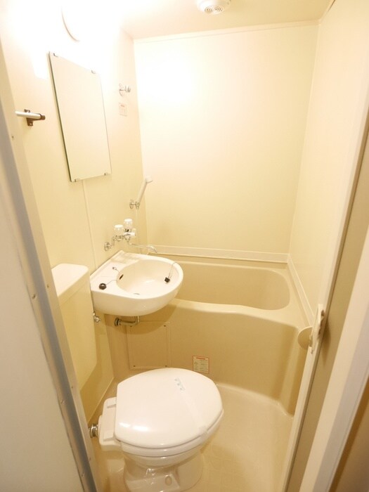 バス／シャワールーム等 ドム－ル桂