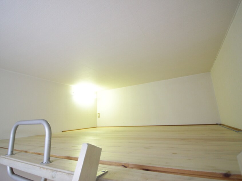 ロフト ドム－ル桂