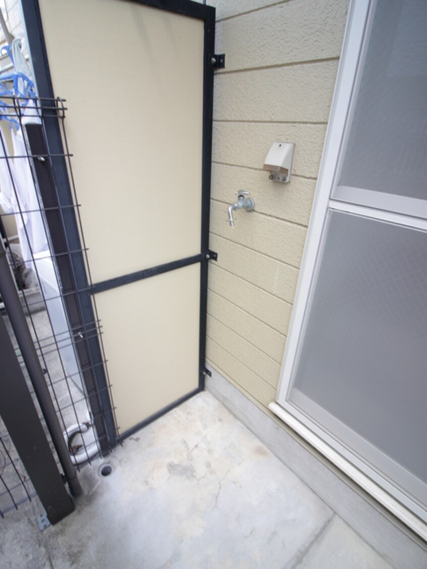 洗濯機置場 ドム－ル桂