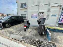 バイク置き場