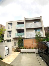 ｼｬｰﾒｿﾞﾝ北畠LaGloria北畠