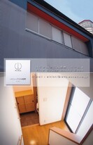 パインハウス大美野イ－ストの外観