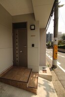 エントランス部分 パインハウス大美野イ－スト
