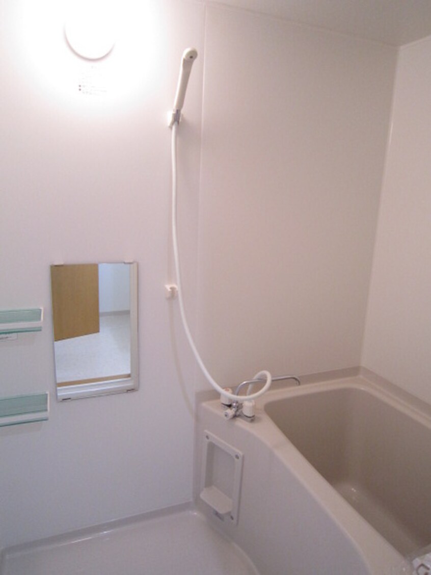 バス／シャワールーム等 ＲＡＮＡ内淡路