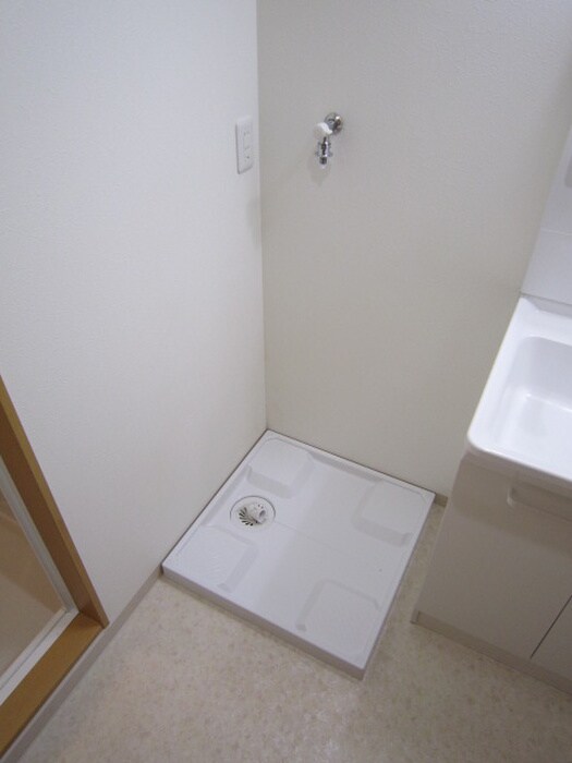 洗濯機置場 ＲＡＮＡ内淡路