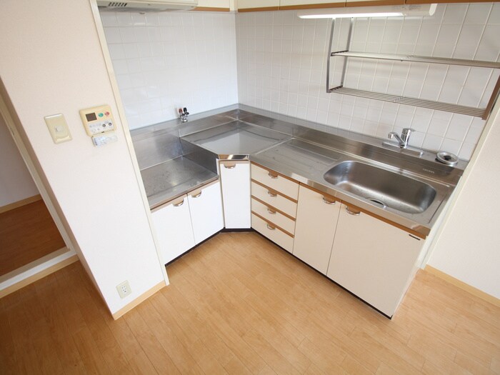 キッチン エステート松尾