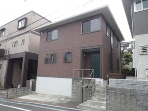 南春日丘１丁目貸家