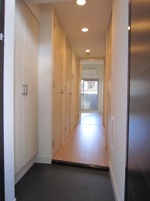 玄関 プレサンス新大阪ザ・シティ