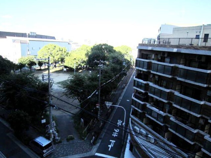 室内からの展望 プレサンス新大阪ザ・シティ