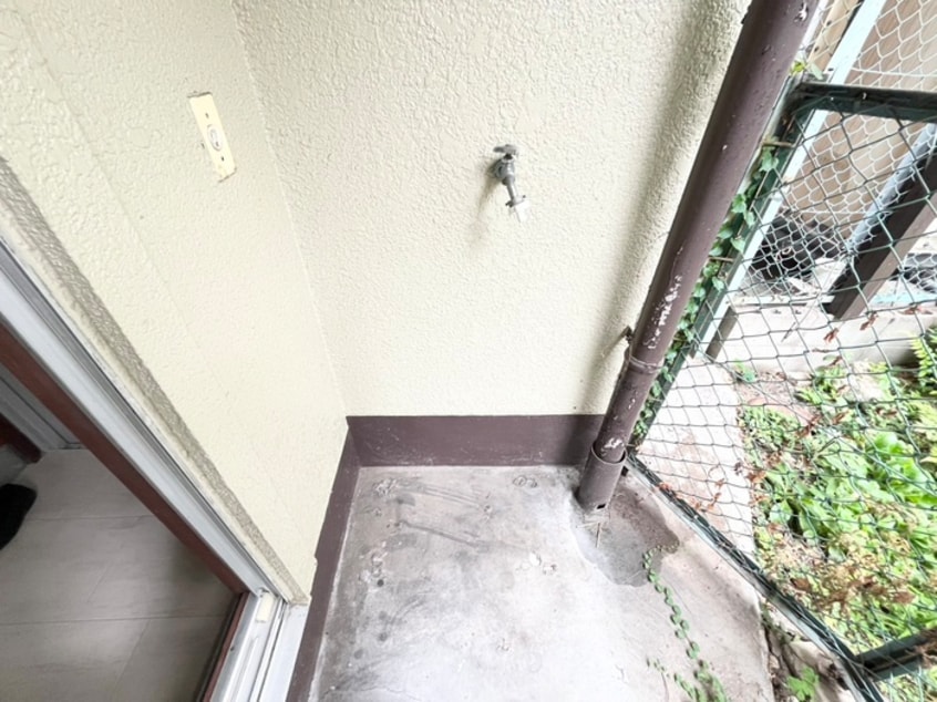 洗濯機置場 屋根下マンション