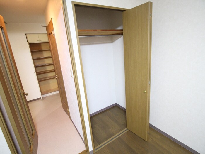 収納 クリヨン千里北