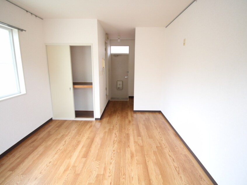 収納 カレッジハウスイ－スト