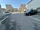 駐車場 サンプラザ湯里南