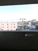 室内からの展望 サンプラザ湯里南