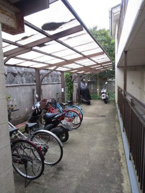 駐輪場 ヌーボ静市