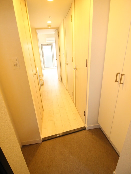 玄関 プレサンス南森町駅前(302)