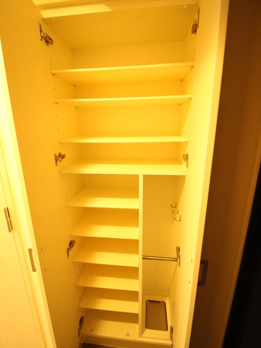 靴箱 プレサンス南森町駅前(302)