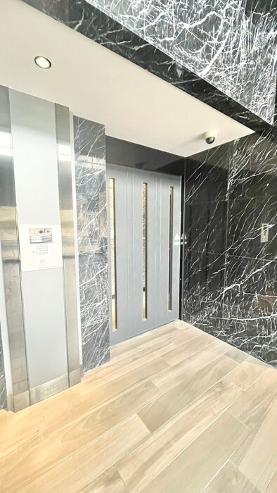 エントランス部分 LaDouceur西天満