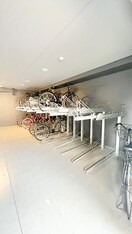 駐輪場 LaDouceur西天満