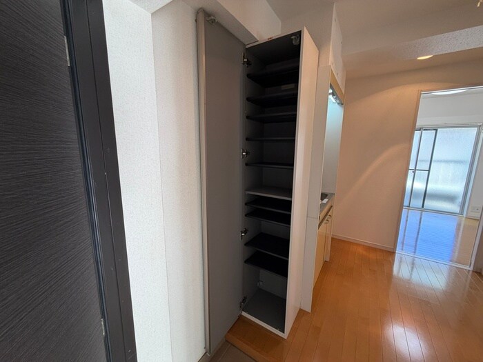 靴箱 プラ－フ湊川