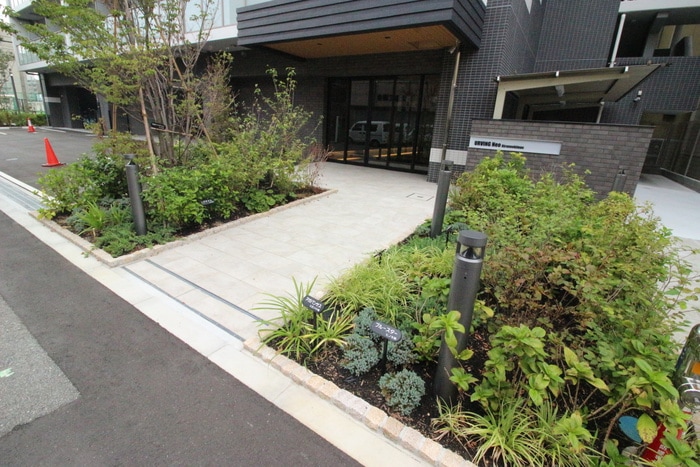 エントランス部分 アービングＮｅｏ平野駅前