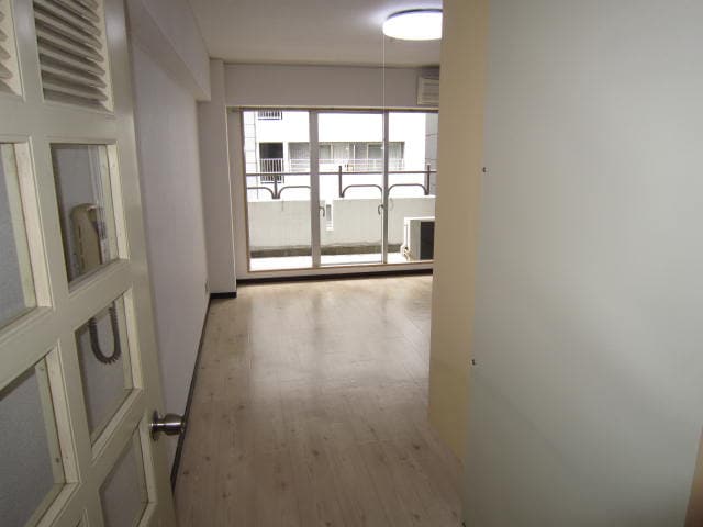 廊下 レバンガ老松通りBLDG．