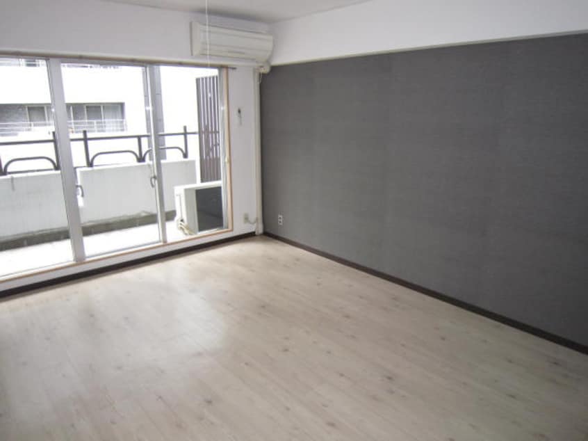 居室 レバンガ老松通りBLDG．