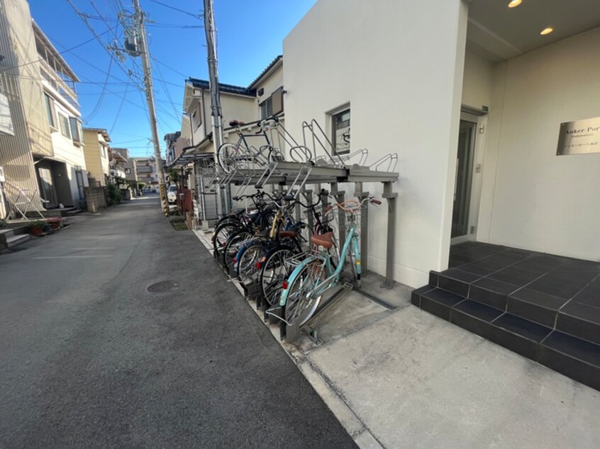 駐輪場 アンカーポート西宮