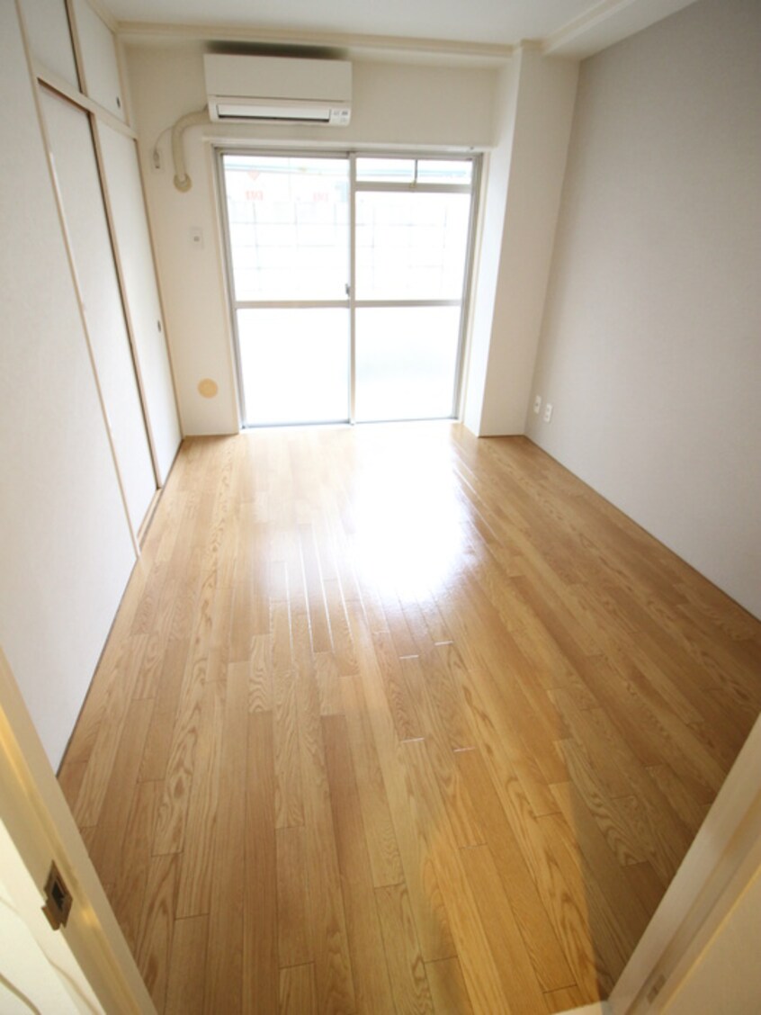 居室 メゾンフランセ