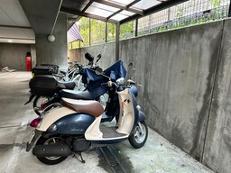 バイク置き場