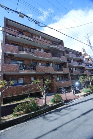 ﾏﾝｼｮﾝﾀﾞﾌｺﾞ