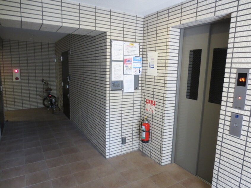 エントランス部分 ハイズコート武庫川