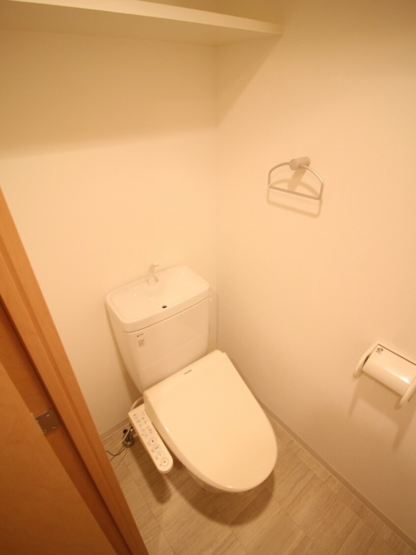 トイレ ｴｽﾃﾑｺ-ﾄ新大阪Ⅵｴｷｽﾌﾟﾚｲｽ(1308)