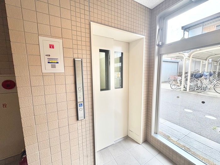 エントランス部分 ＹＵＷＡ　Ｓｅｔa