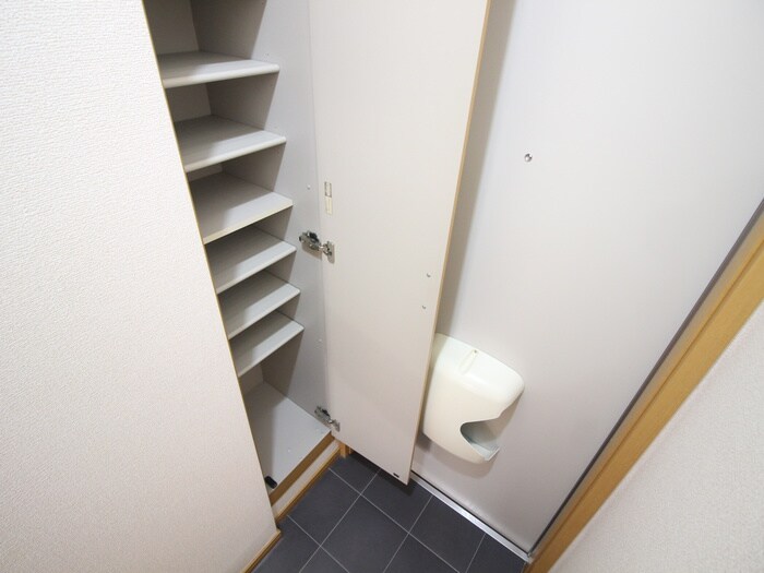 収納 ＨＡＬ仁川