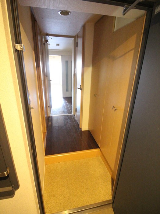 玄関 ソルレヴェンテ梅田