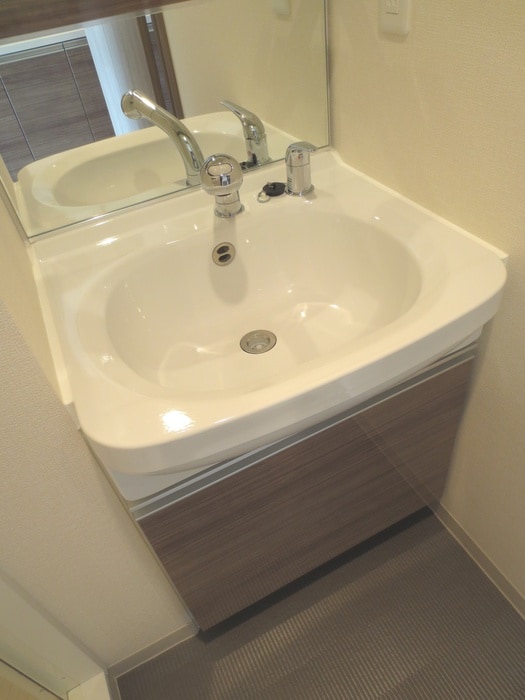 洗面 ﾌﾟﾚｻﾝｽ松屋町駅前(202)