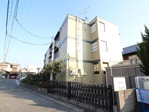 ラフォーレ北花田