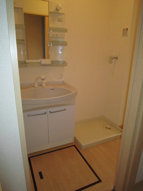 洗濯機置場 モアエクレ－ルＢ棟