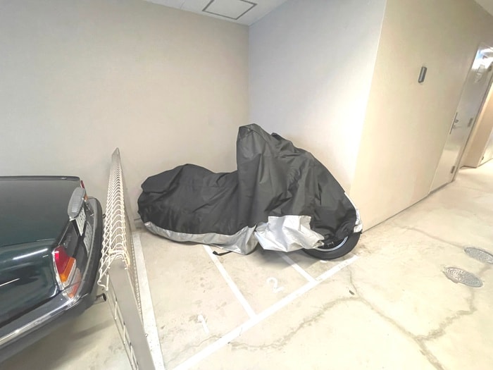 バイク置き場 ＡＬＩＶＩＯ