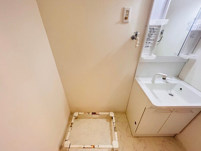 洗濯機置場 ひよハイツ