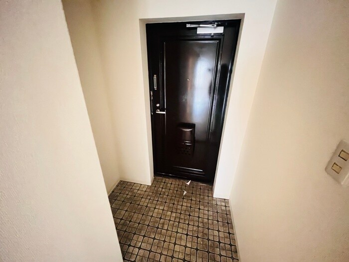 玄関 ひよハイツ